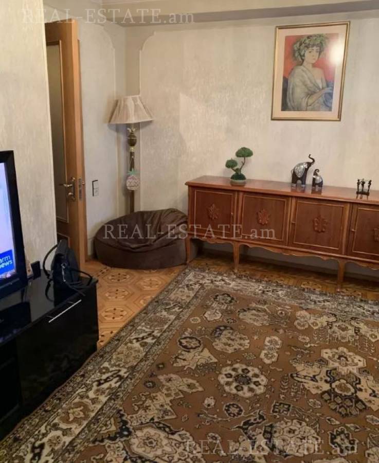 2 սենյականոց բնակարան  Ե. Քոչար փող, Կենտրոն Երևան, 131609