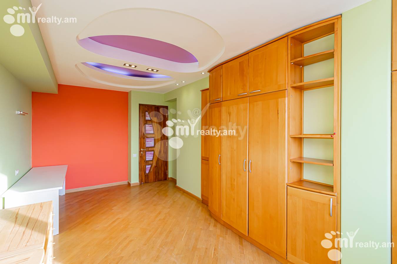 3 bedroom apartment for sale خیابان زاواریان, مرکز شهر ایروان, 145540