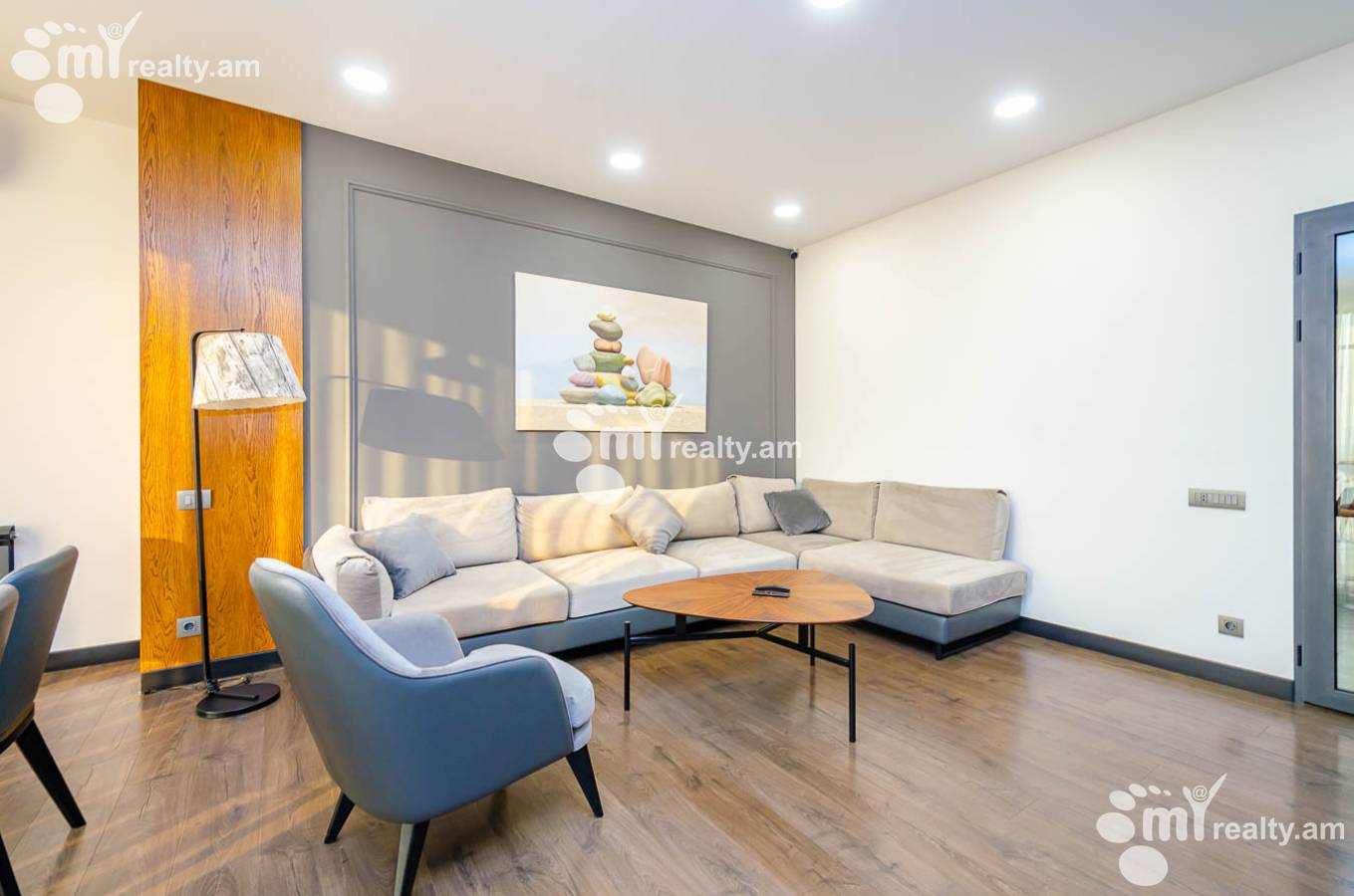 4 bedroom apartment for sale خیابان آرگیشتی, مرکز شهر ایروان, 143934