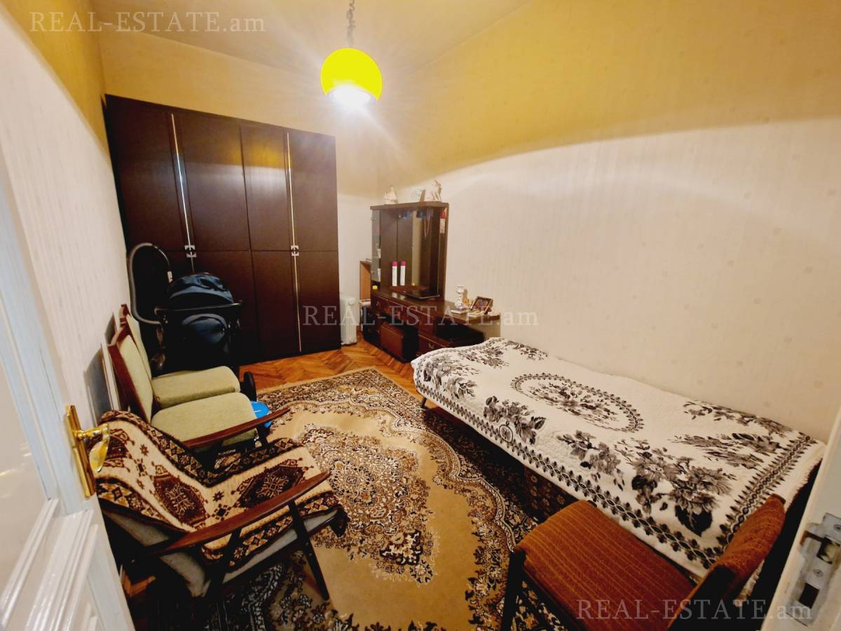 3 bedroom apartment for sale محله کیلیکیا, مرکز شهر ایروان, 130748