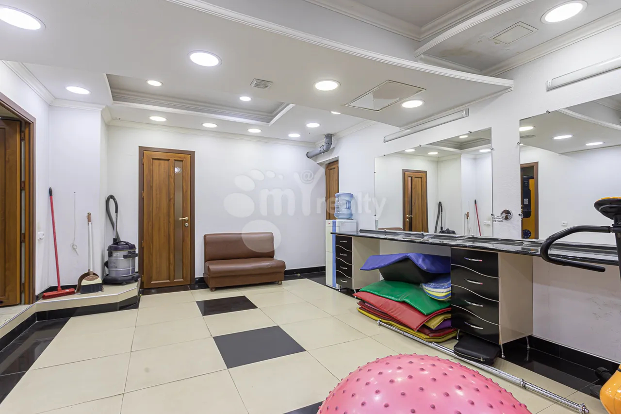 Commercial property for sale Griboedov St, Arabkir Yerevan, 158451