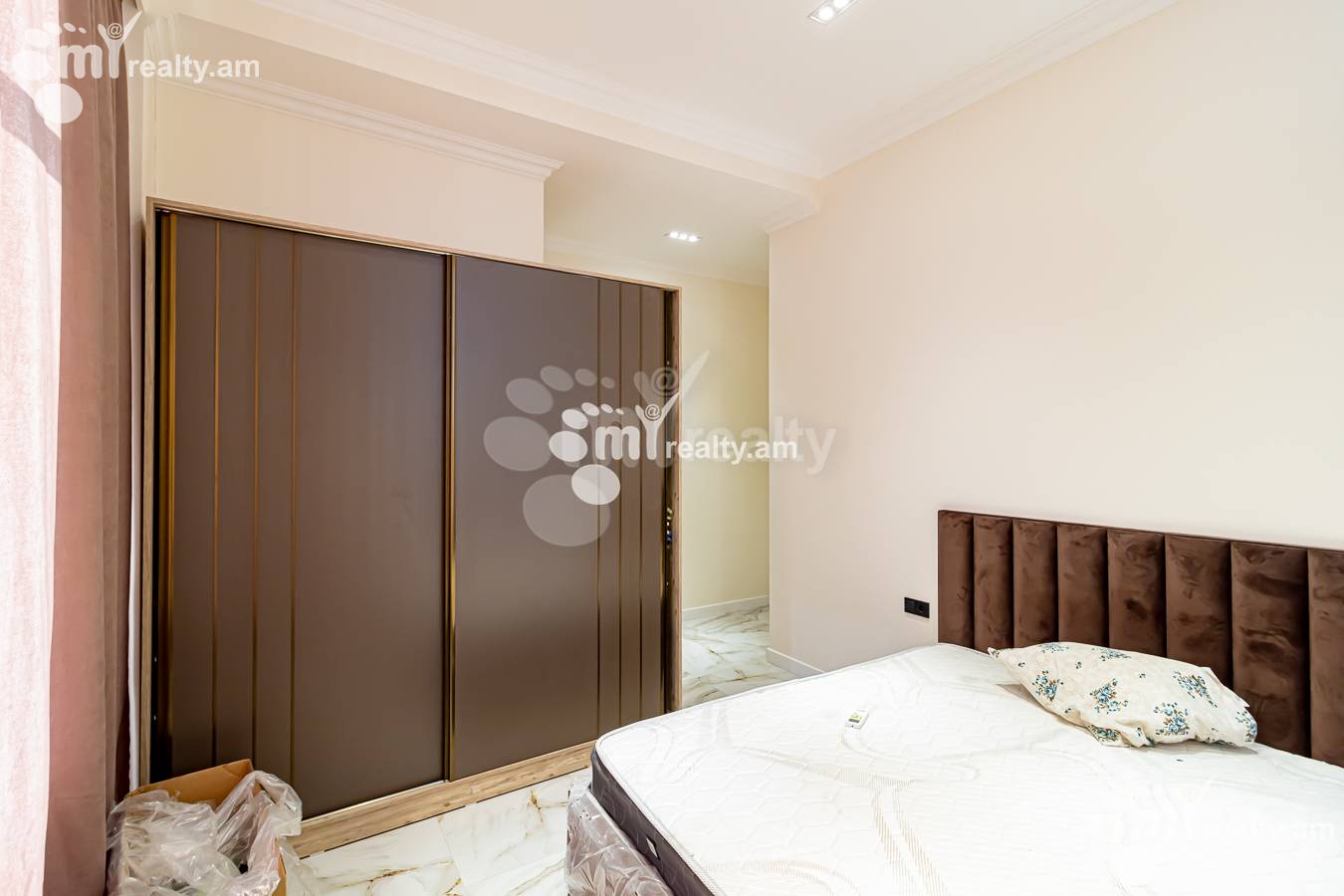 3 bedroom apartment for sale Argishti St, Center Yerevan, 154191