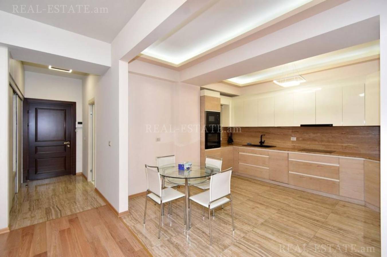 4 bedroom apartment for rent Leo St, Center Yerevan, 128238