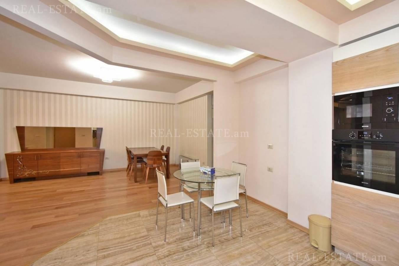 4 bedroom apartment for rent Leo St, Center Yerevan, 128238