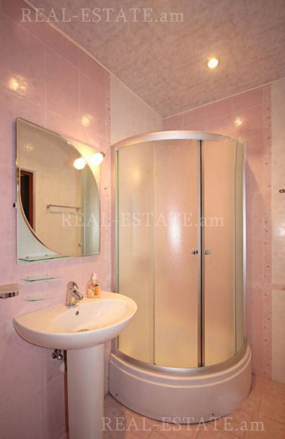 Առանձնատուն  Մայակ փ, Աբովյան Կոտայք, 121563