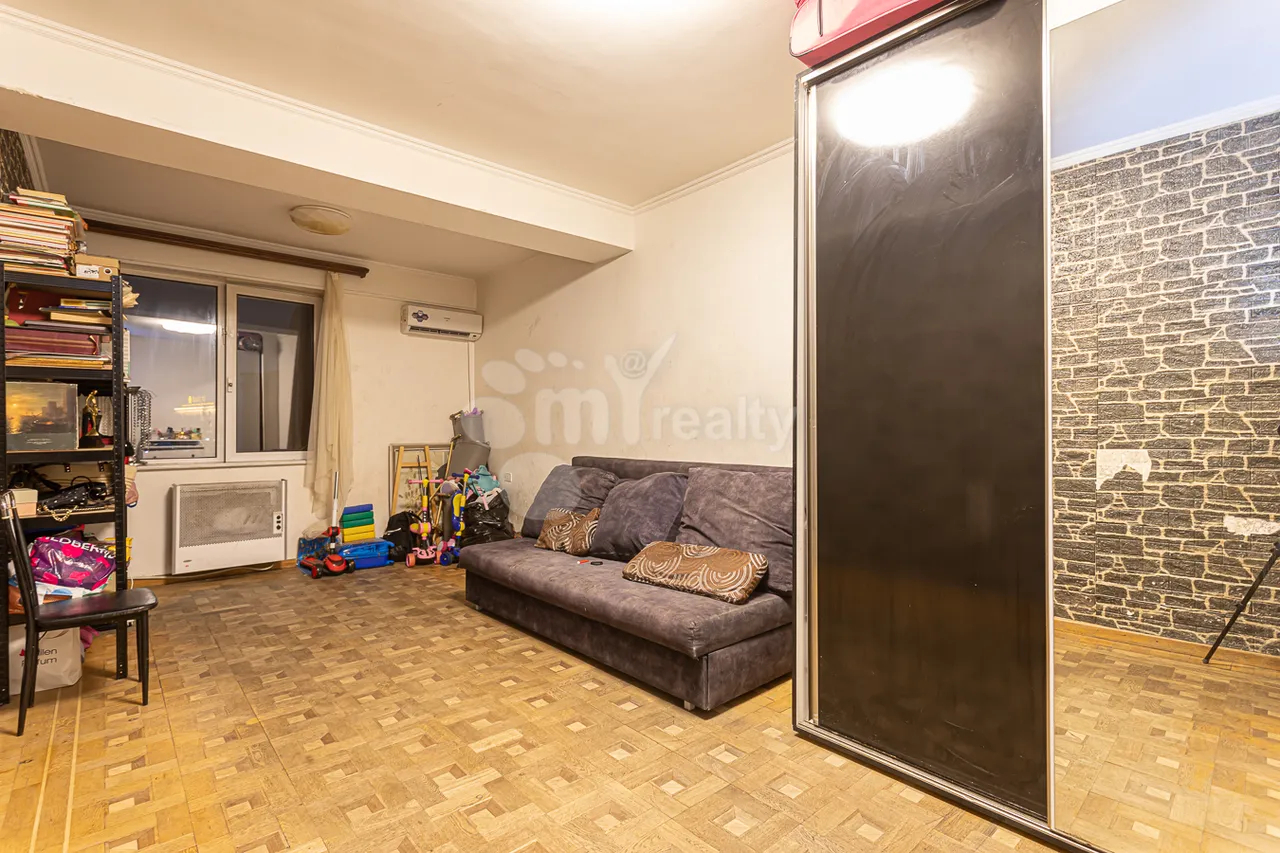 3 bedroom apartment for sale خیابان ایسرائیلیان, مرکز شهر ایروان, 157986