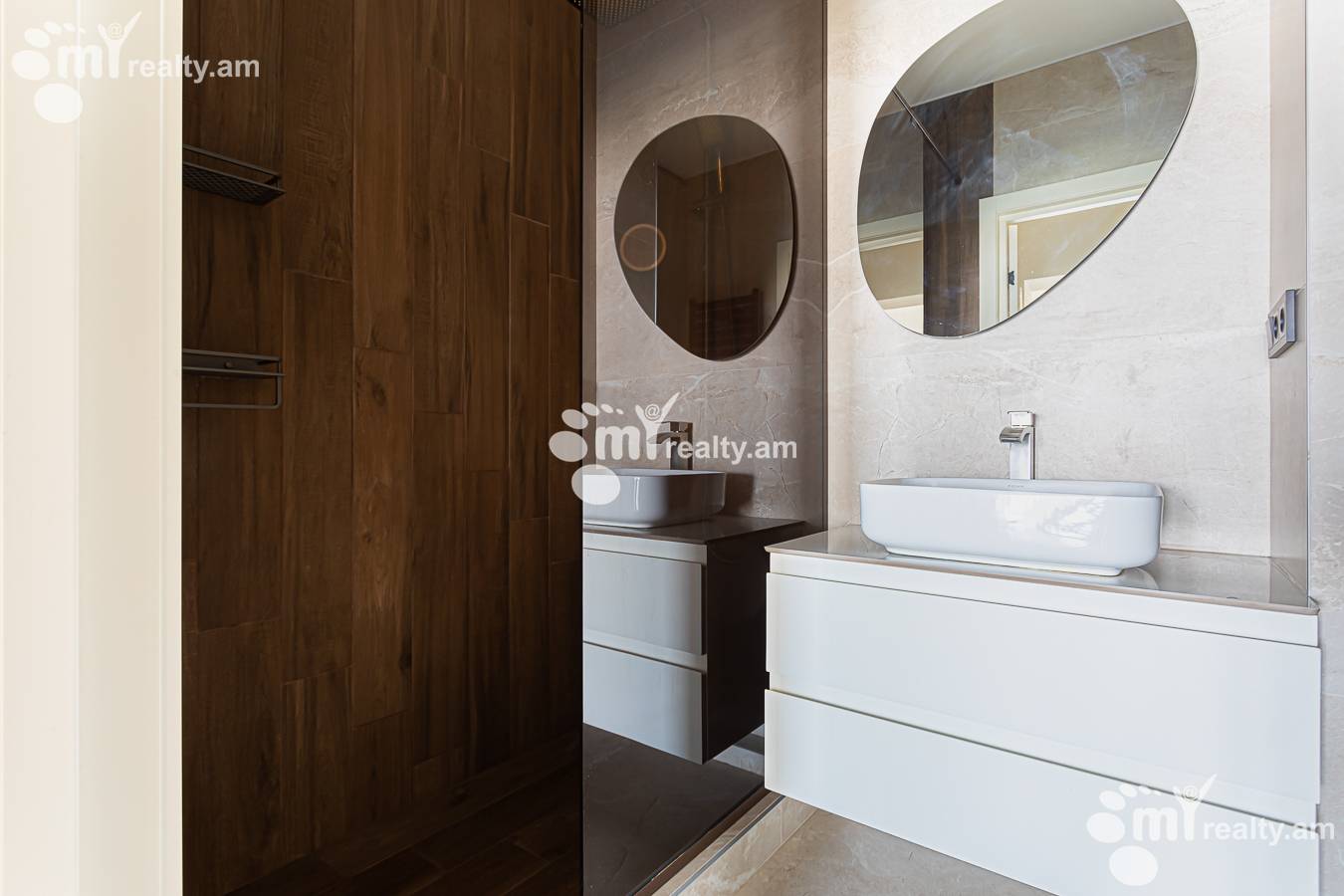 2 սենյականոց բնակարան վարձով Կ. Ուլնեցու փող., Քանաքեռ-Զեյթուն Երևան, 156811