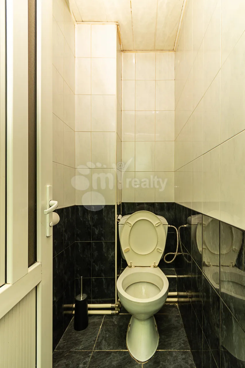 5 bedroom apartment for sale A. Avetisyan St, Arabkir Yerevan, 160759