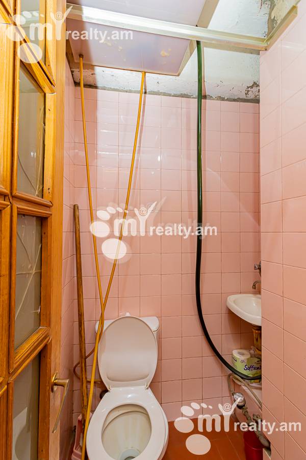 3 bedroom apartment for sale Pushkin St, Center Yerevan, 142076