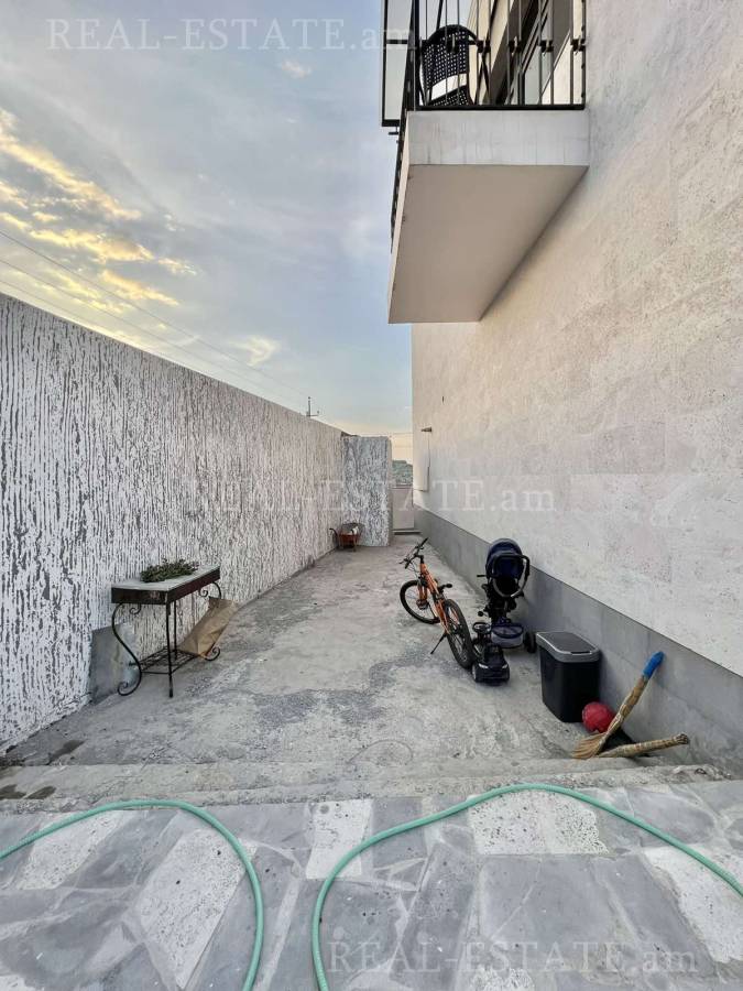 Купить дом Абовян бл, Аван Ереван, 121225
