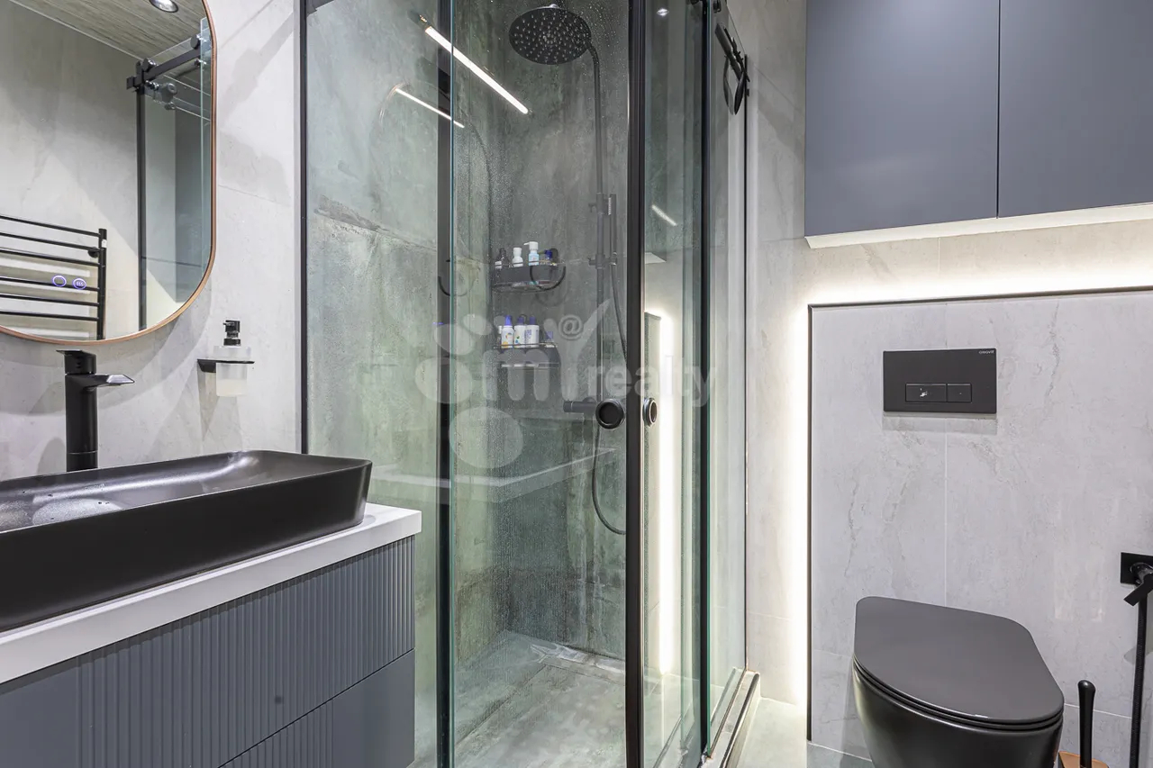 3 bedroom apartment for sale Buzand St, Center Yerevan, 159659