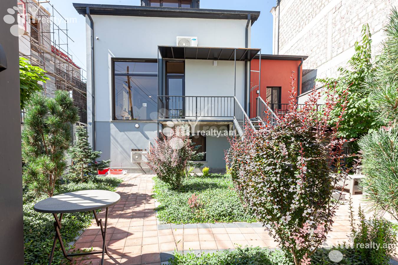 House for sale Fizkulturnikner St, Center Yerevan, 155757