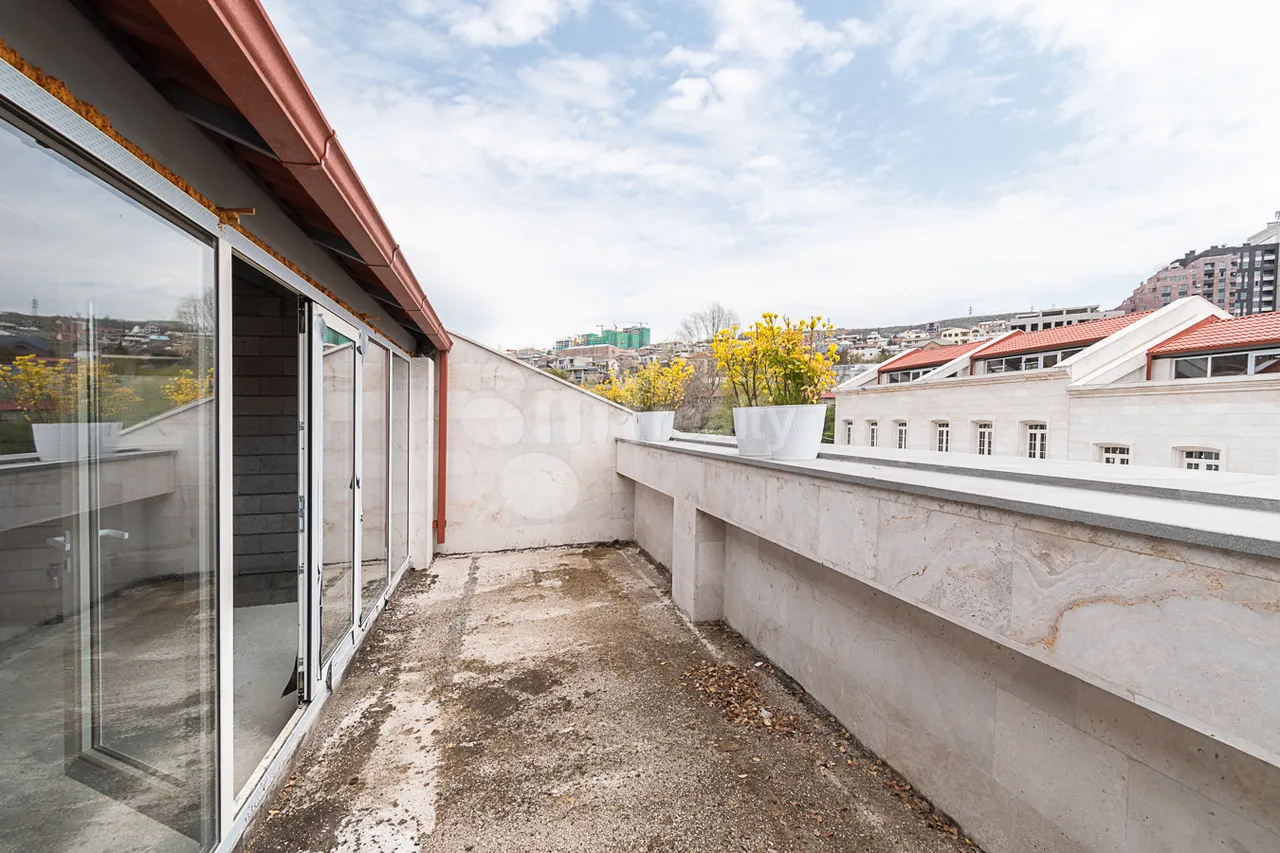 Առանձնատուն  կառուցապատողից Գ. Հովսեփյան փող, Նորք-Մարաշ Երևան, 160233