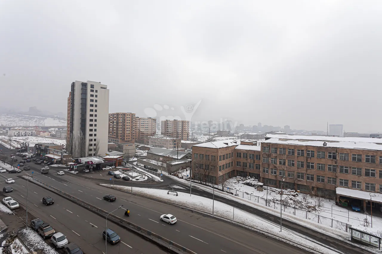 3 սենյականոց բնակարան  Գևորգյան փող․, Դավթաշեն Երևան, 159189