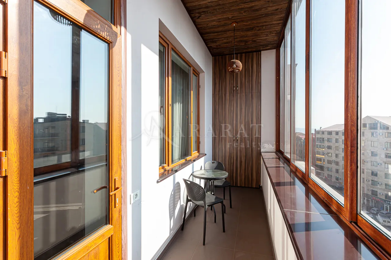 4 bedroom apartment for sale Azatutyan Ave, Arabkir Yerevan, 161890