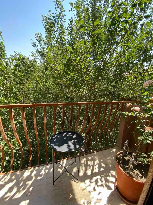 5 սենյականոց բնակարան  Մաշտոցի պող, Կենտրոն Երևան, 159817