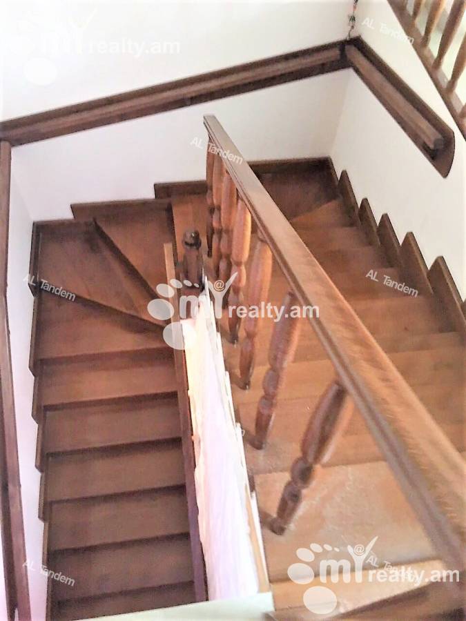 House for sale Armenak Armenakyan St, Nork-Marash Yerevan, 123105
