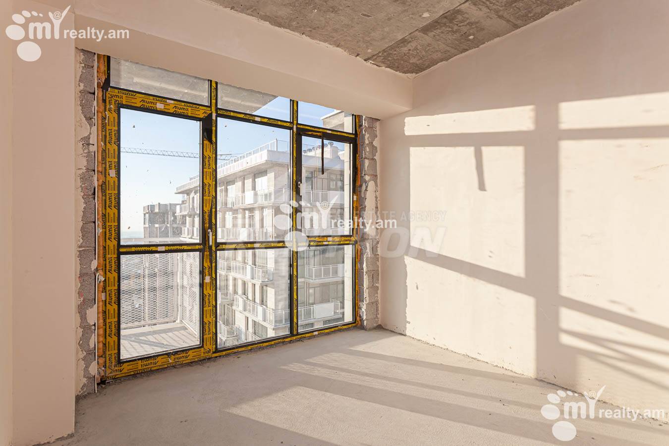 3 սենյականոց բնակարան  Լենինգրադյան փ, Մալաթիա-Սեբաստիա Երևան, 155087