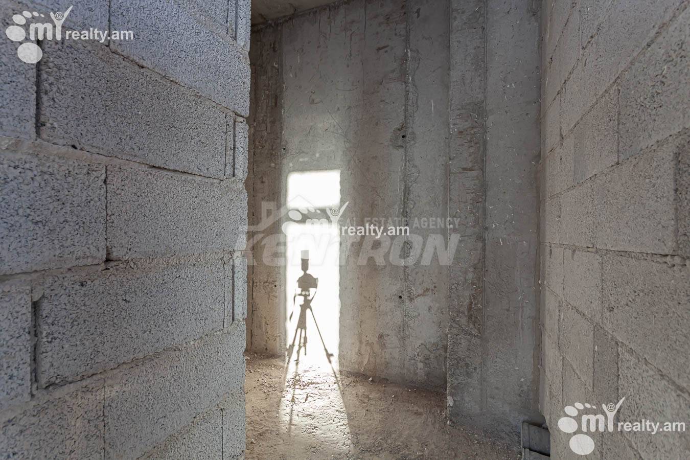 3 սենյականոց բնակարան  Լենինգրադյան փ, Մալաթիա-Սեբաստիա Երևան, 155087