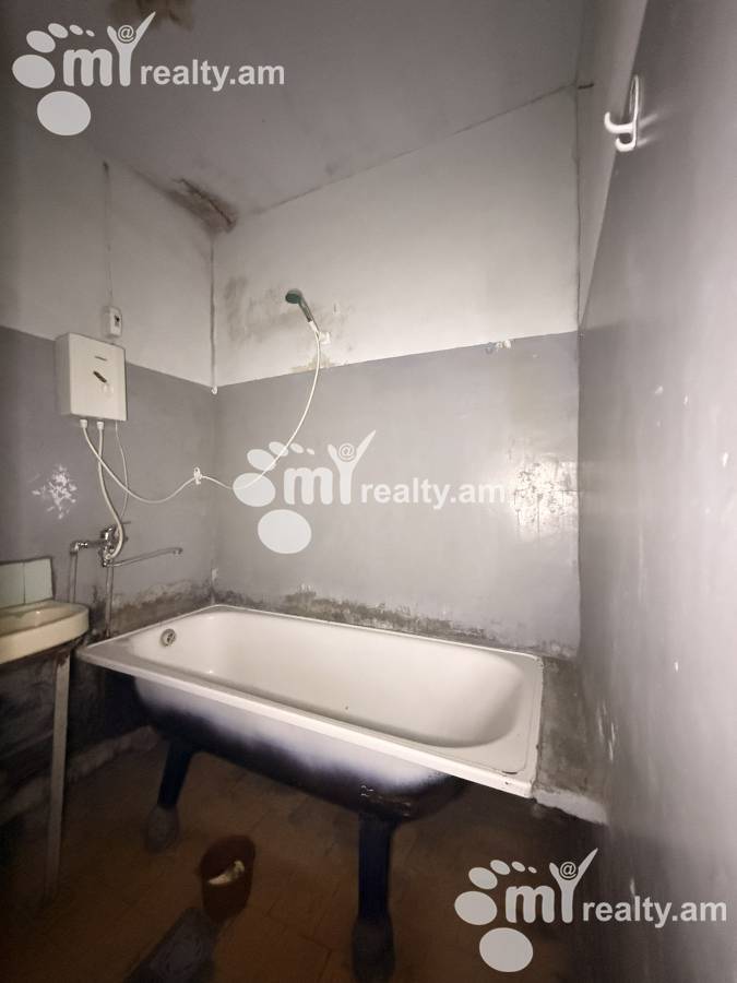 4 սենյականոց բնակարան  Վիլնյուսի փող, Նոր Նորք Երևան, 157165