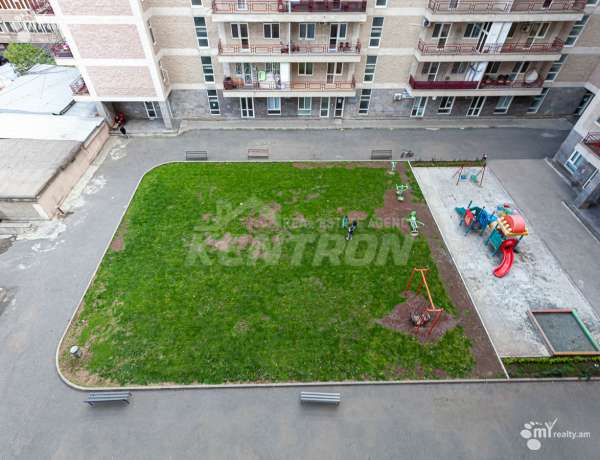 3-senyakanoc-bnakaran-vacharq-Yerevan-Center