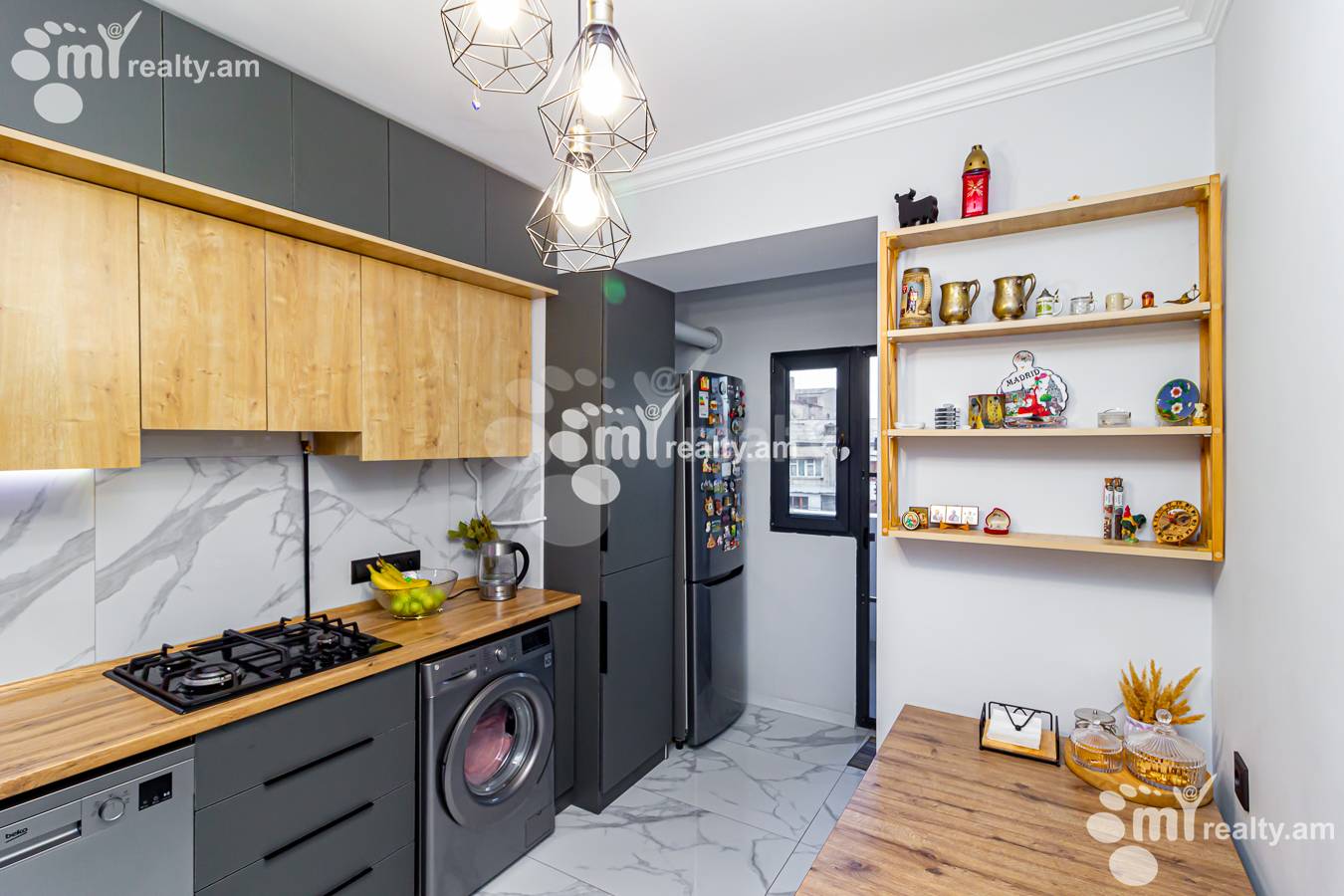 3 սենյականոց բնակարան  Ա. Ավետիսյան փող, Արաբկիր Երևան, 143603