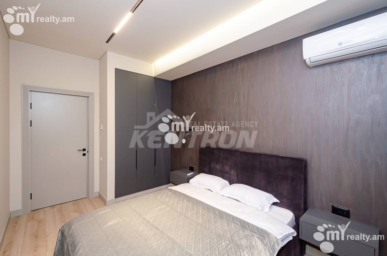 3 bedroom apartment for sale rue d'A.Manukyan, Center Yerevan, 143647