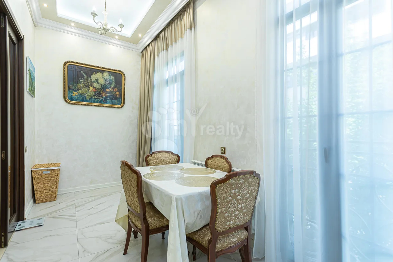 2 bedroom apartment for rent Amiryan St, Center Yerevan, 158872