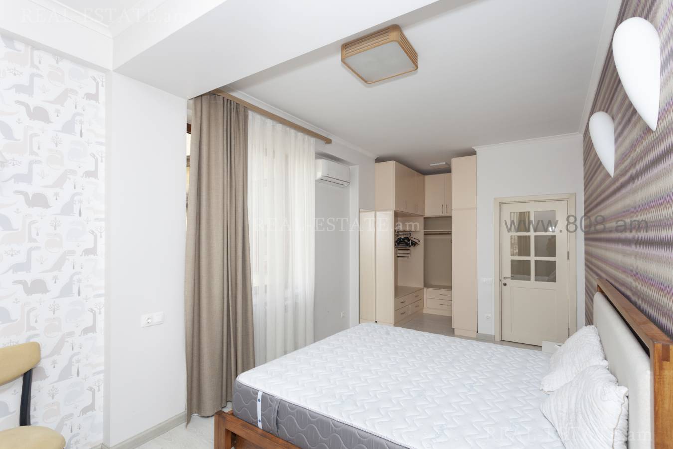 Купить 2 комнатную квартиру Аргишти ул, Центр Ереван, 143730