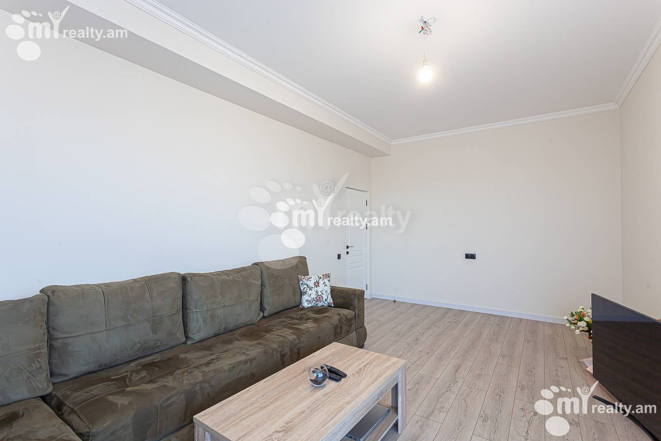 Купить 3 комнатную квартиру Давит Анахт ул., Канакер-Зейтун Ереван, 149853