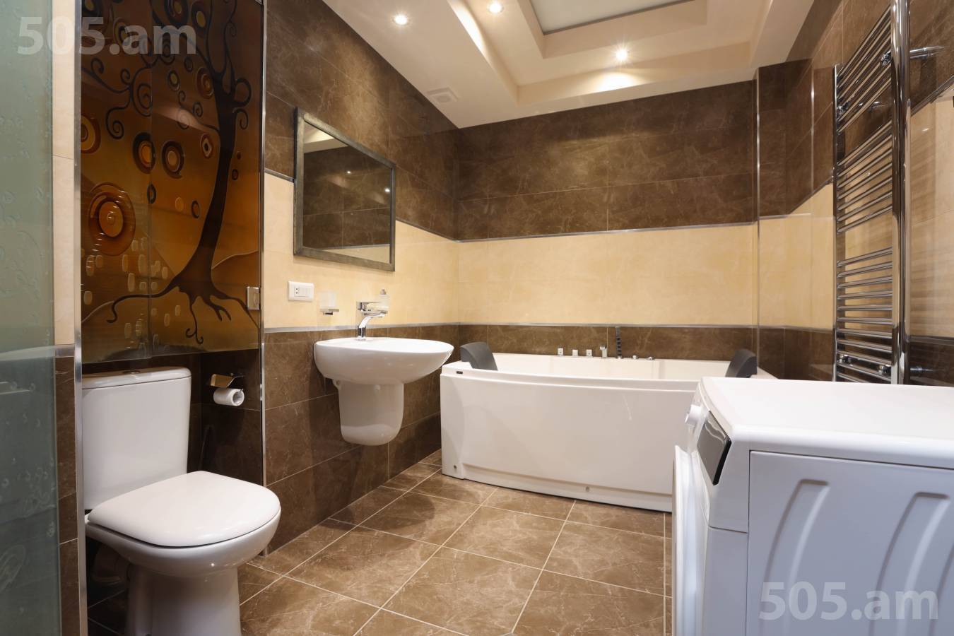 3 սենյականոց բնակարան  Պուշկինի փող, Կենտրոն Երևան, 152859