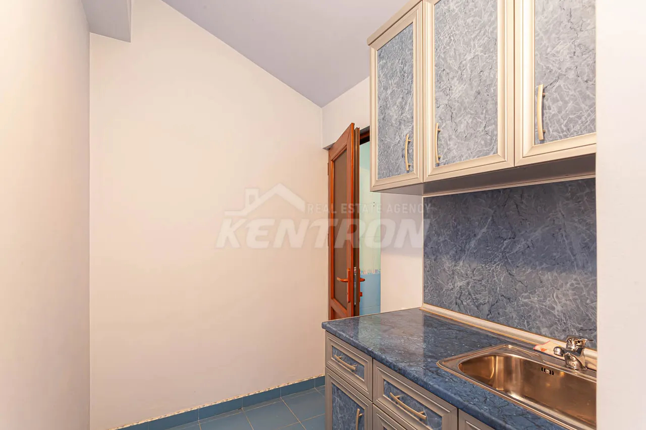 House for sale خیابان پیرومیان, داوتاشِن ایروان, 157261