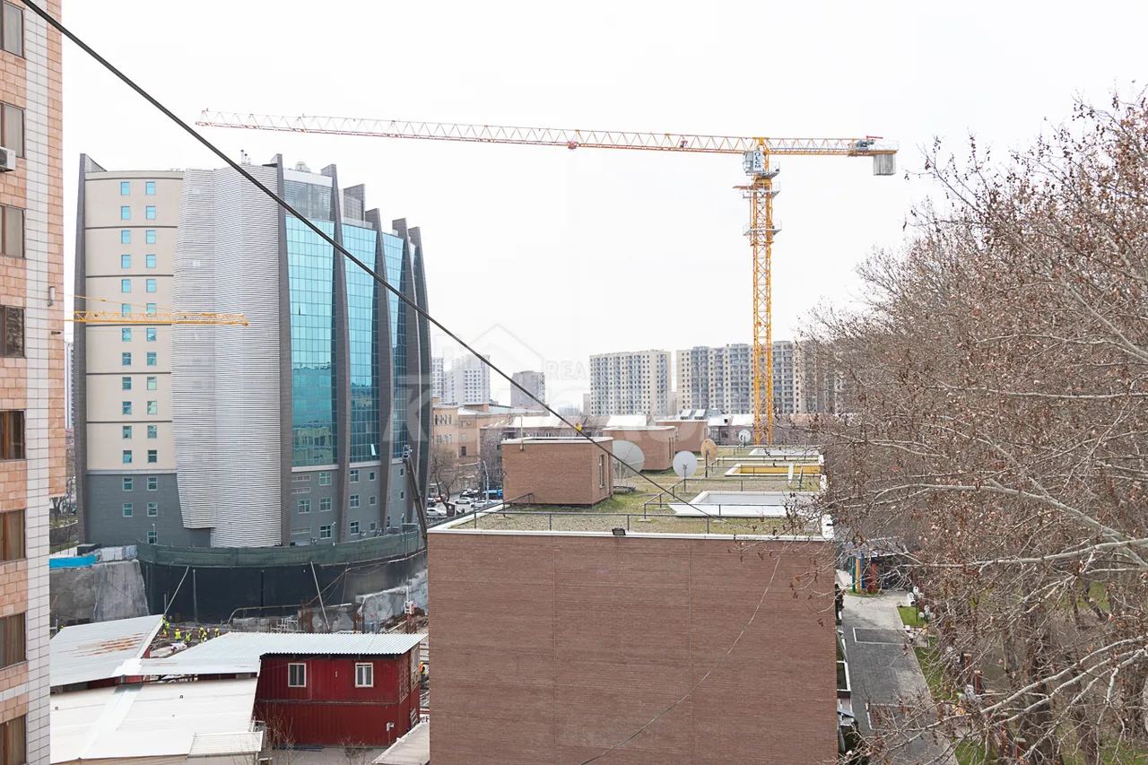 3 bedroom apartment for sale M.Khorenatsi St, Center Yerevan, 161800