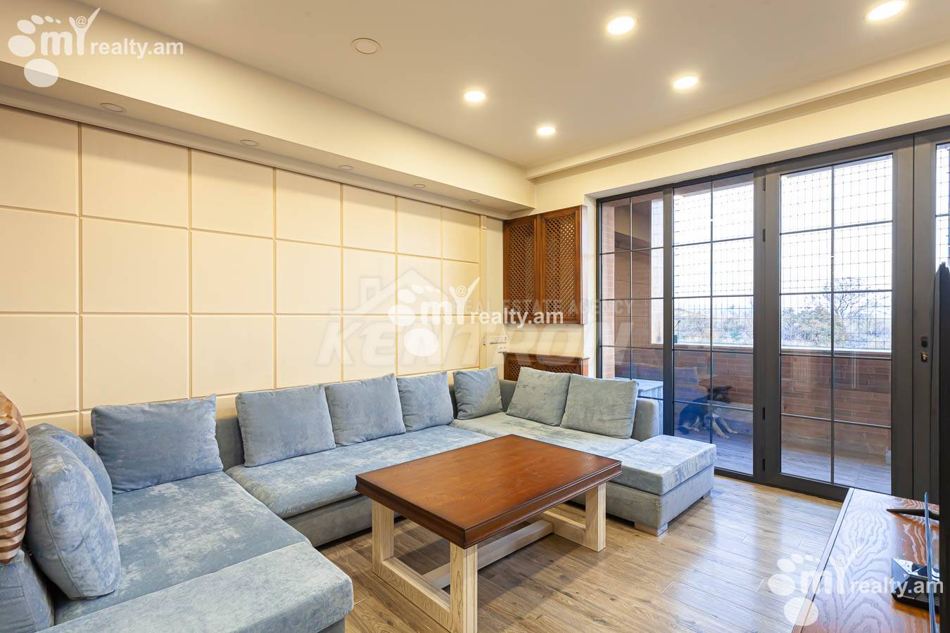 4 bedroom apartment for sale خیابان لِر. کامسار, مرکز شهر ایروان, 153801