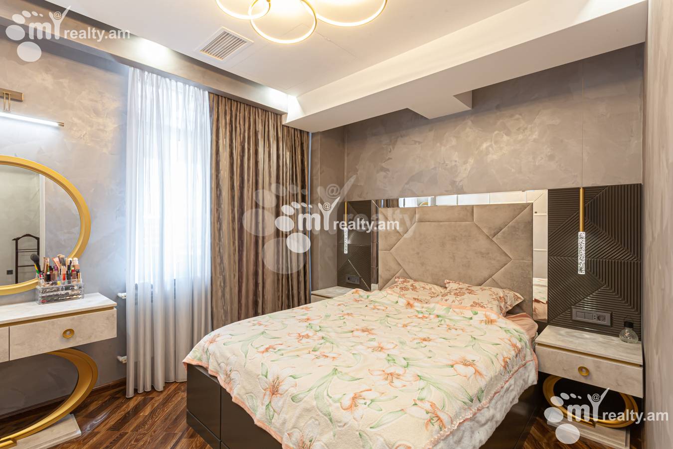 5 bedroom apartment for sale Tsitsernakaberd Highway, Center Yerevan, 149530