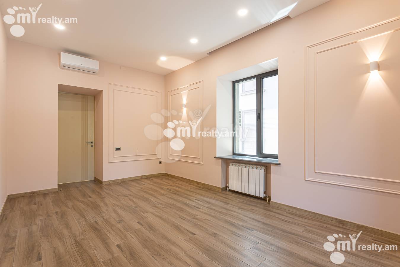 Commercial for rent خیابان ماشتوتس, مرکز شهر ایروان, 156227