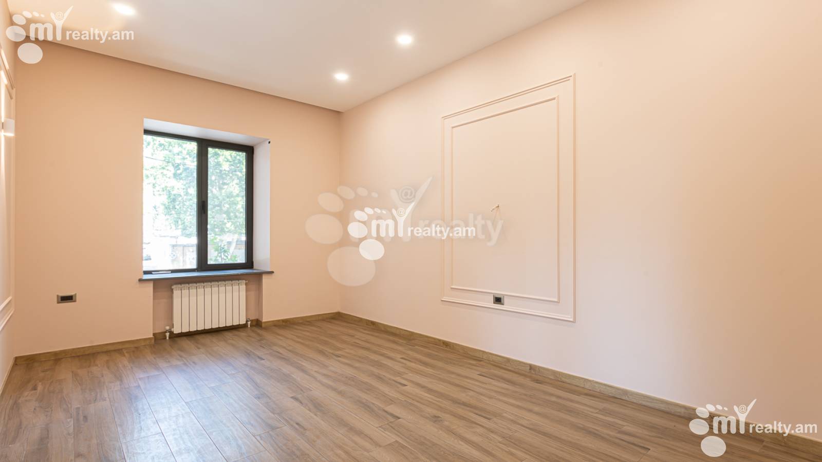 Commercial for rent خیابان ماشتوتس, مرکز شهر ایروان, 156227