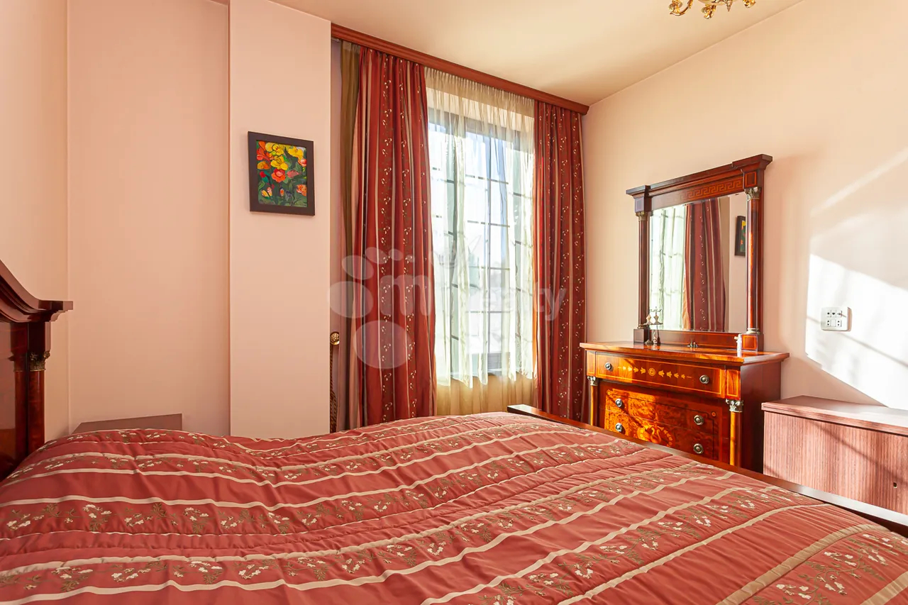 4 bedroom apartment for sale D. Demirchyan St, Center Yerevan, 161661