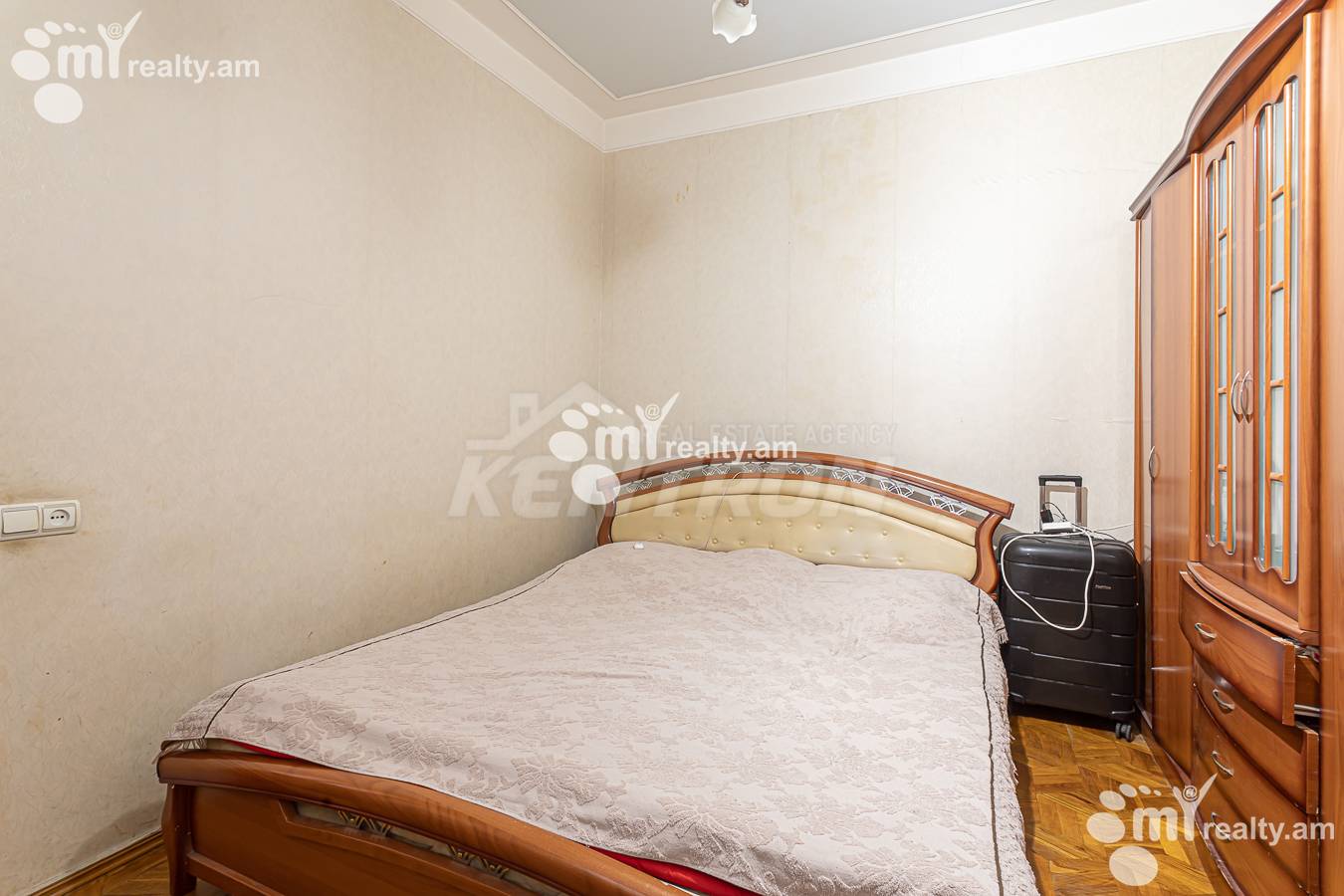 3 bedroom apartment for sale Paronyan St, Center Yerevan, 156507