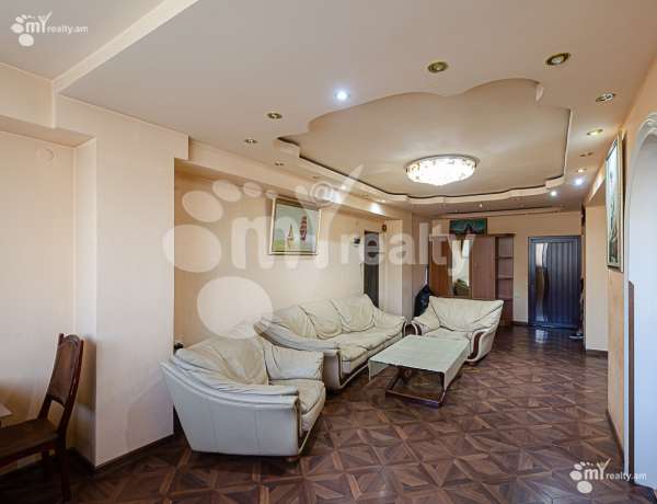 3-senyakanoc-bnakaran-vacharq-Yerevan-Center