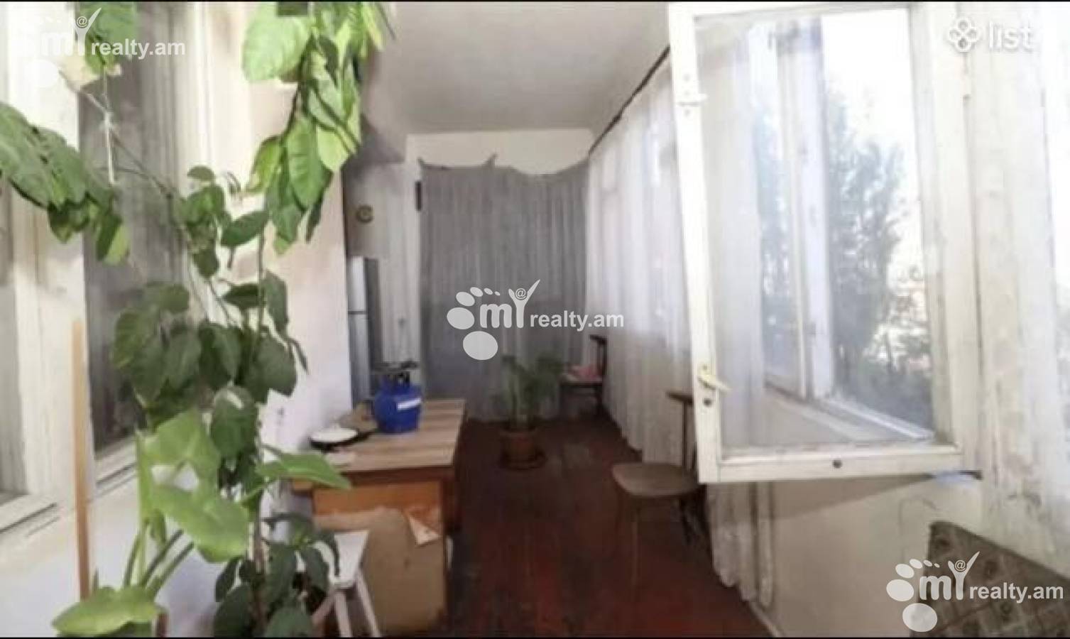 Купить 3 комнатную квартиру Нар Дос ул, Центр Ереван, 155313