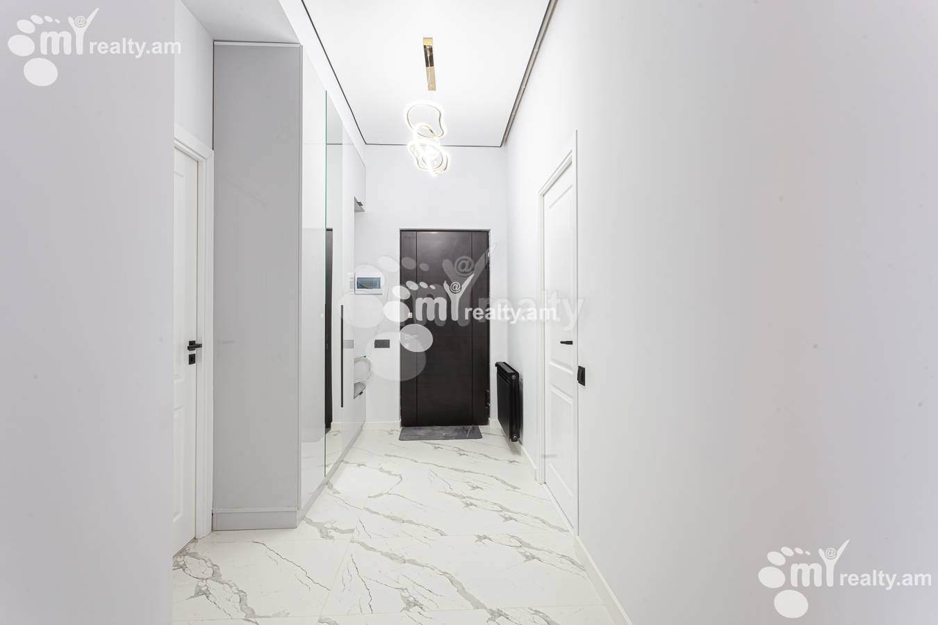 2 սենյականոց բնակարան վարձով Աբելյան փող, Աջափնյակ Երևան, 155924