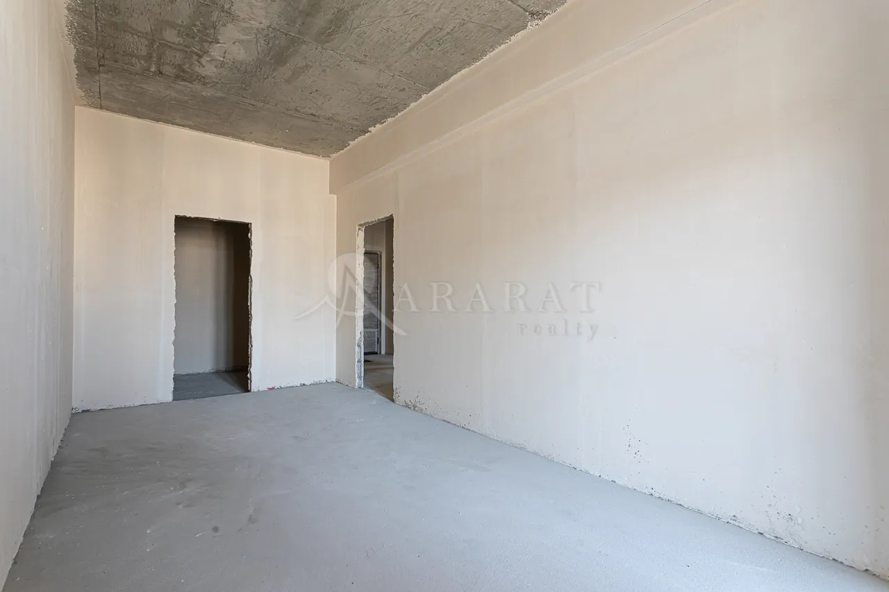 4 bedroom apartment for sale خیابان گِریبودوف, عربگیر ایروان, 157646