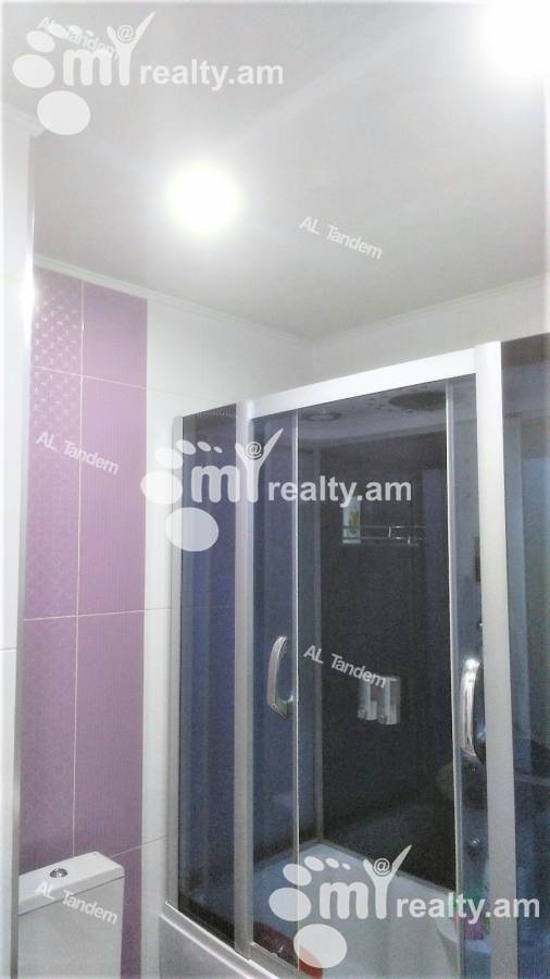 4 bedroom apartment for sale خیابان لِنینگراندیان, آچاپنیاک ایروان, 124933