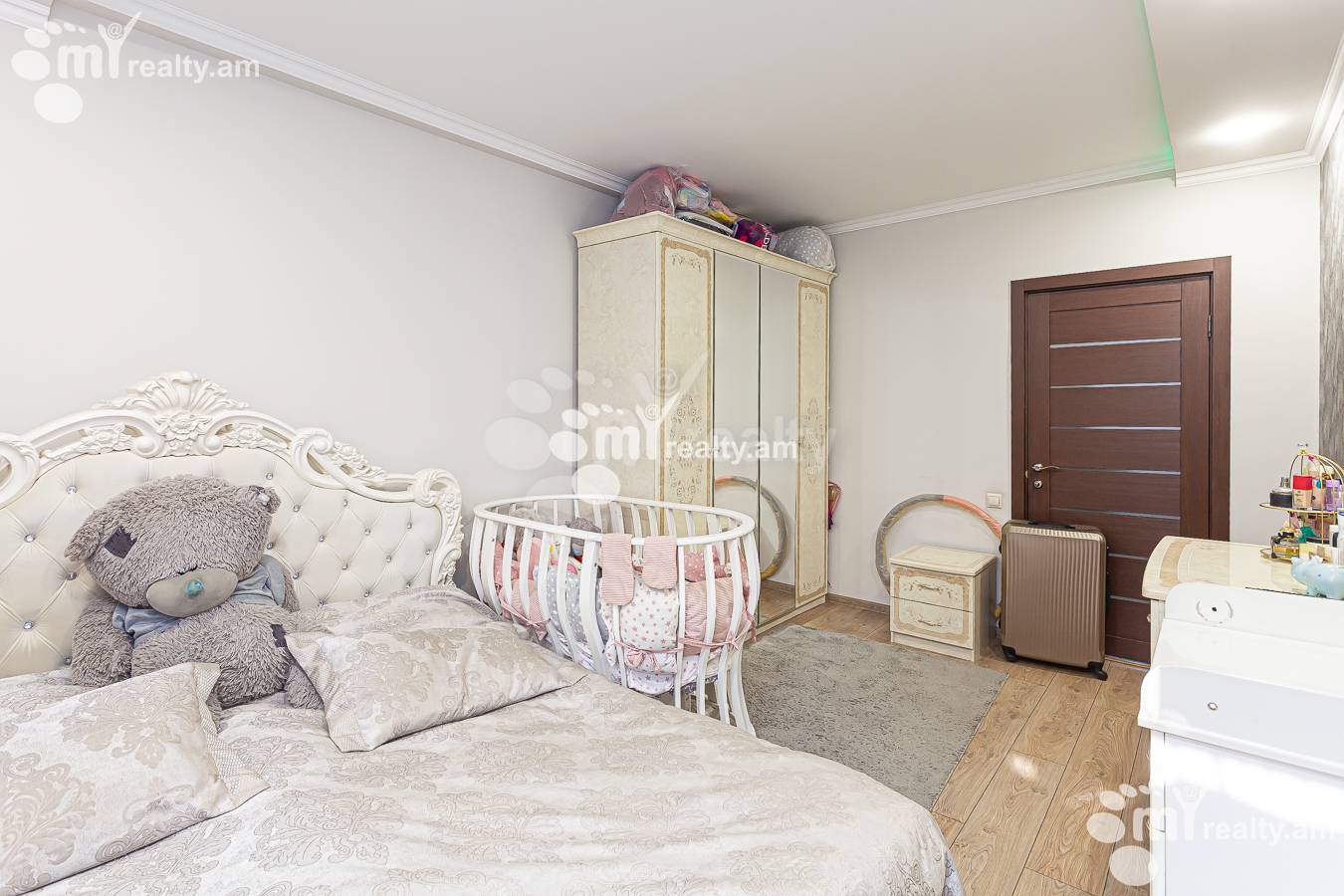 3 bedroom apartment for sale M.Khorenatsi St, Center Yerevan, 150501