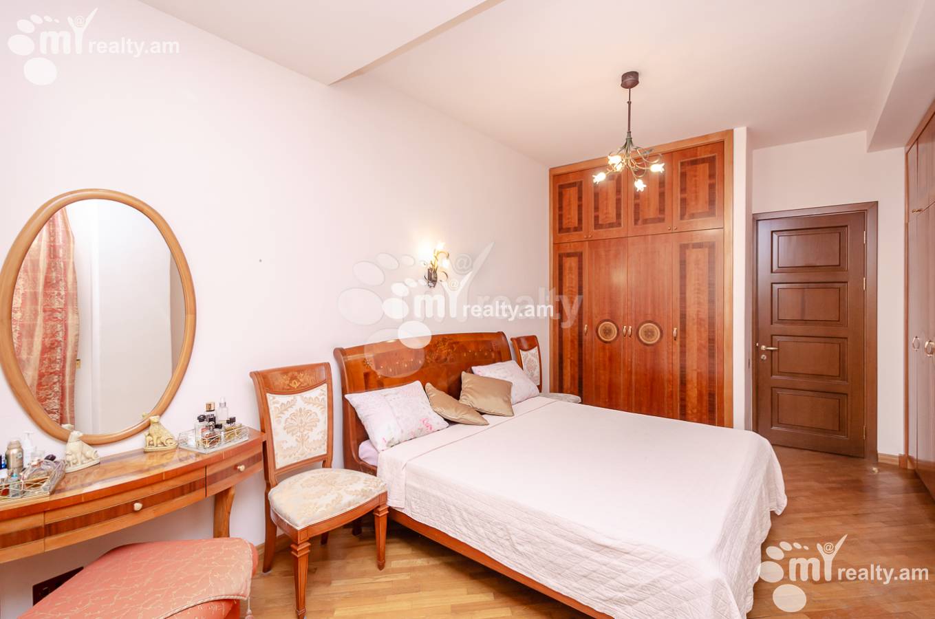 5 bedroom apartment for rent Pushkin St, Center Yerevan, 153300