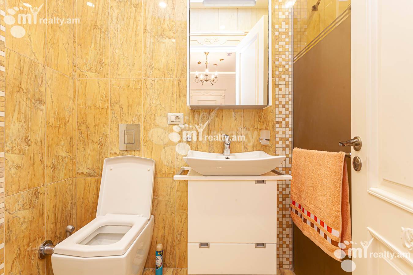 3 bedroom apartment for rent Aram St, Center Yerevan, 156776