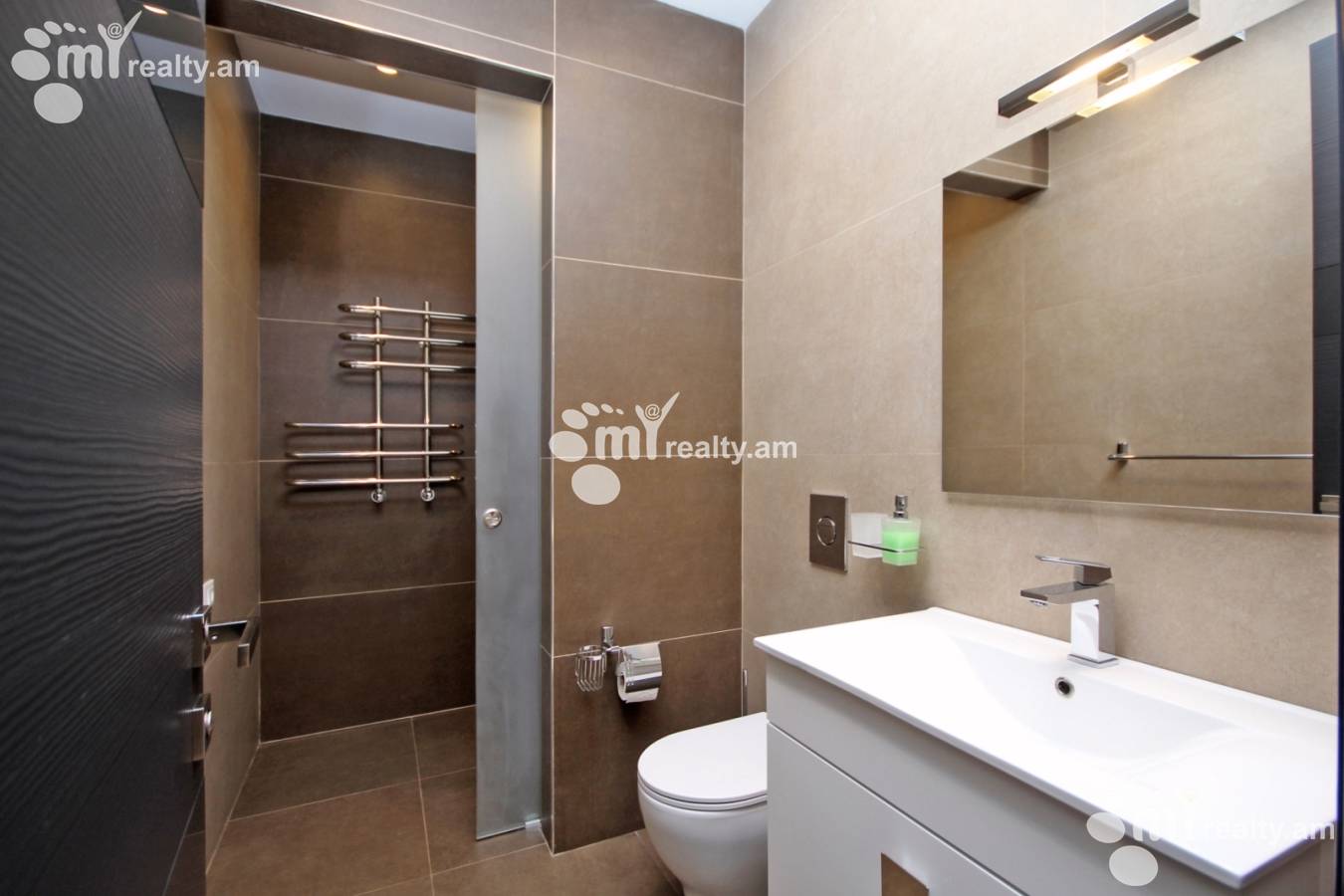3 bedroom apartment for sale Hanrapetutyan St, Center Yerevan, 159599