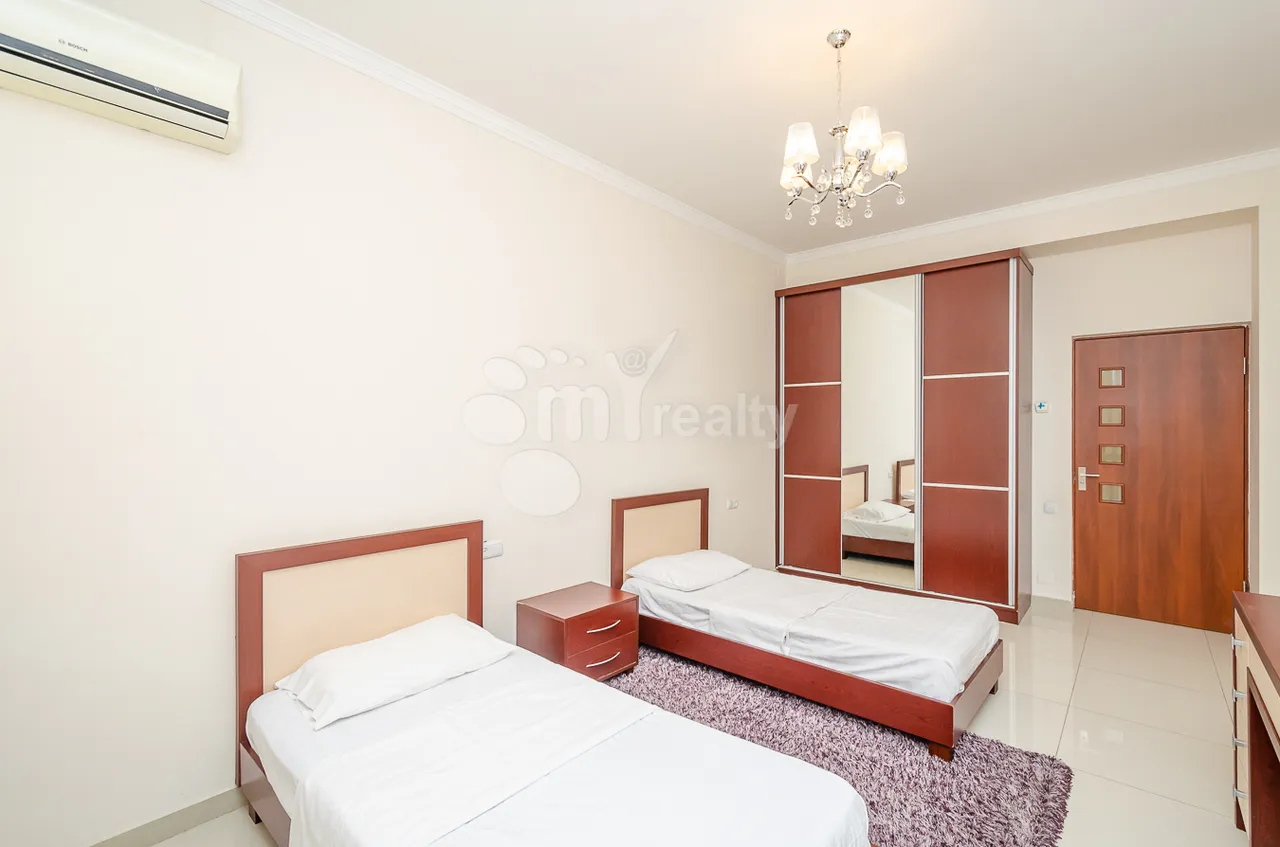 3 bedroom apartment for rent Northern (Hyusisayin)  Ave, Center Yerevan, 161923