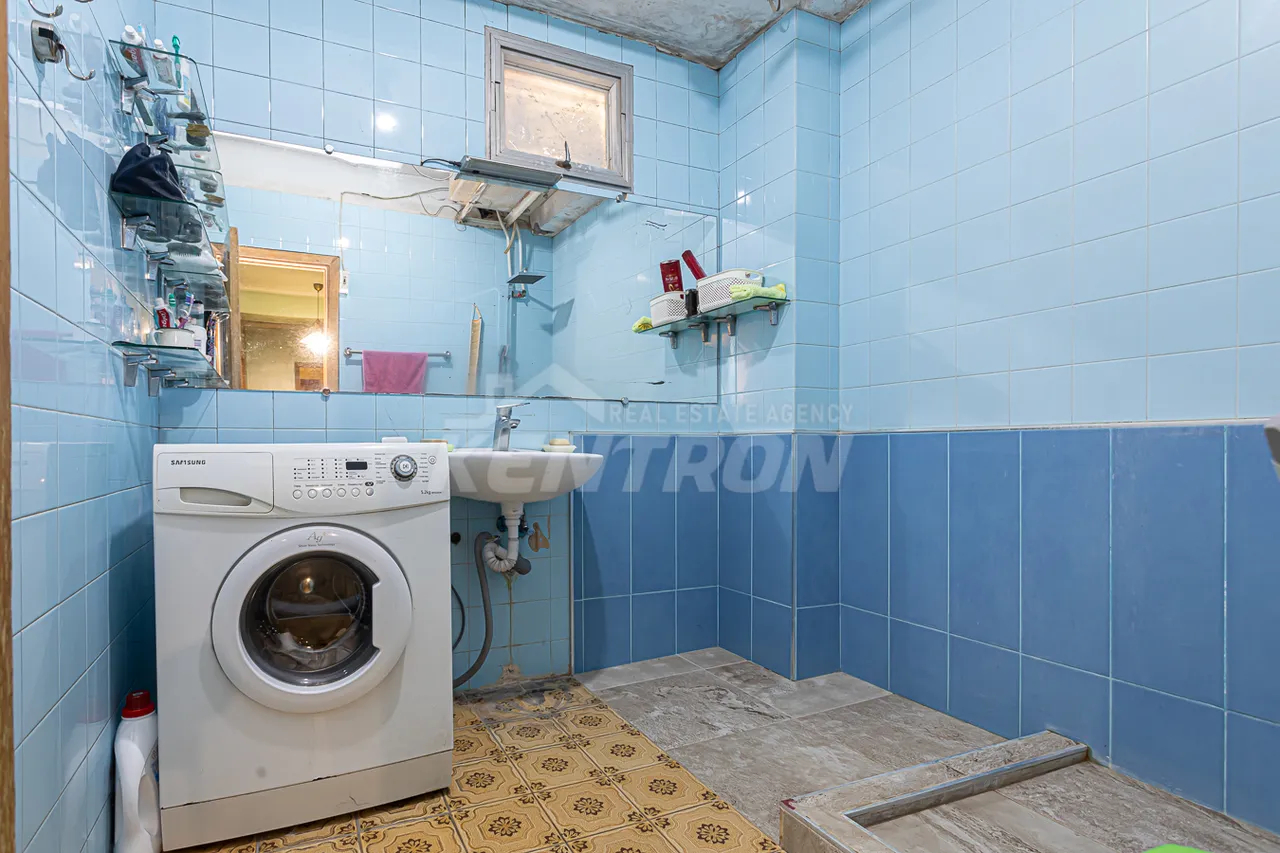 3 bedroom apartment for sale خیابان اِرزنکیان, عربگیر ایروان, 158124